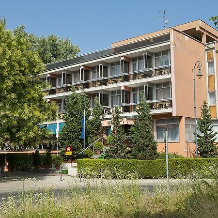 Hotel Esztergom Eksteriør bilde